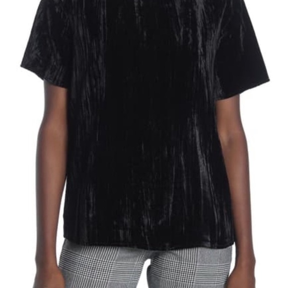 New NWT NYDJ Textured Velvet Short Sleeve Top Small - Picture 2 of 11